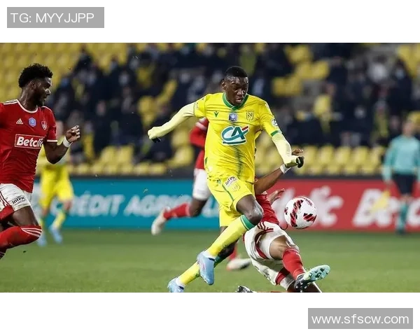 鹿特丹斯巴达迎战维迪斯争夺荷甲积分榜关键战役