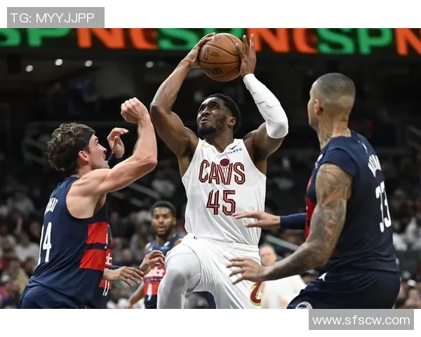 2008年黄蜂与骑士激战回顾：经典对决与传奇球员的巅峰时刻